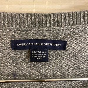 American Eagle sweater